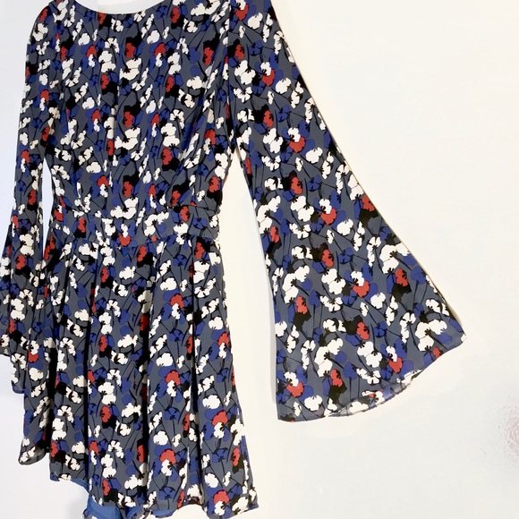 Floral Long-Sleeve Romper - Picture 3 of 6